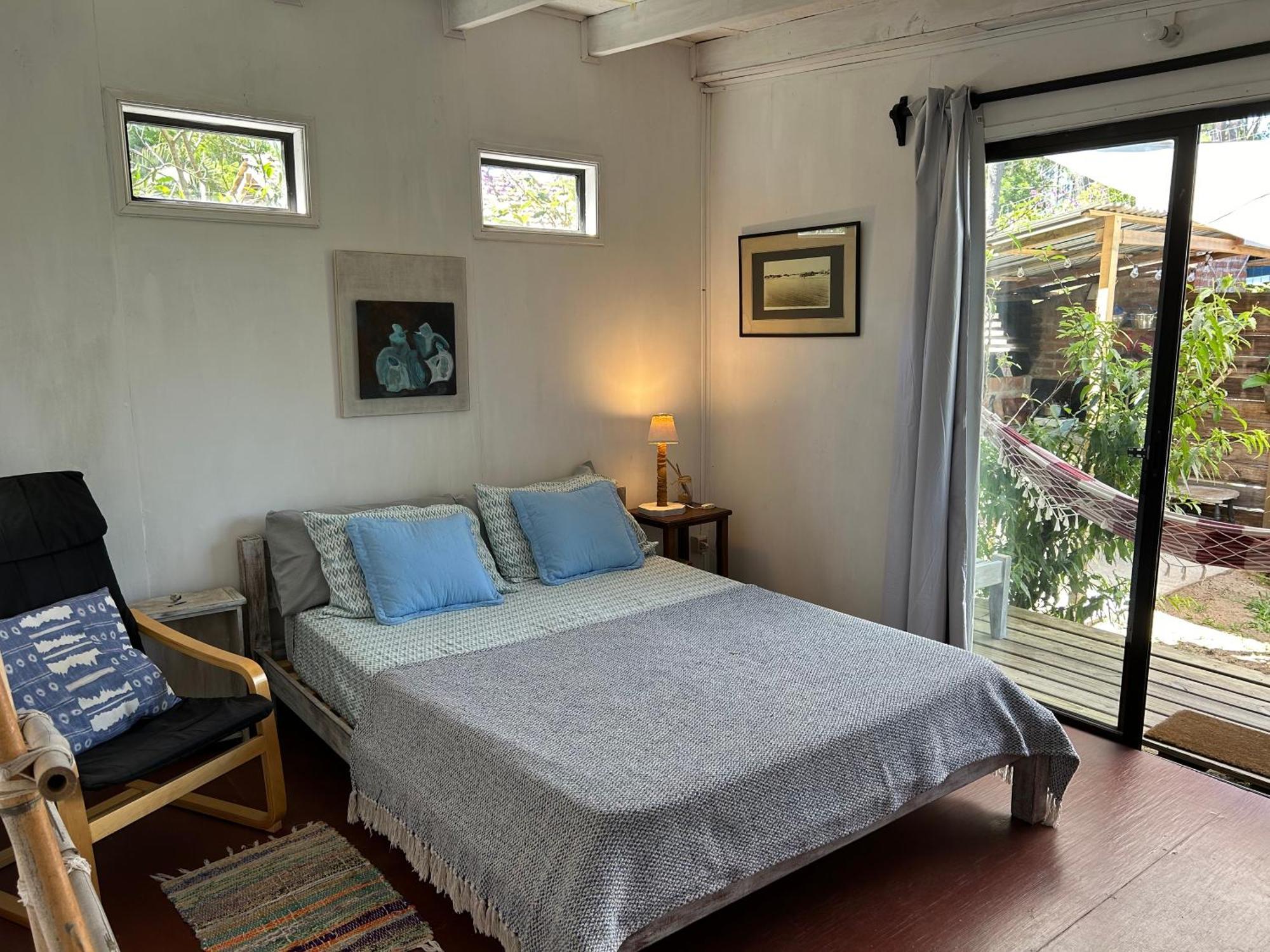 Lunas Del Bosque Cabana Y Apartamento En Suite لا بالوما المظهر الخارجي الصورة